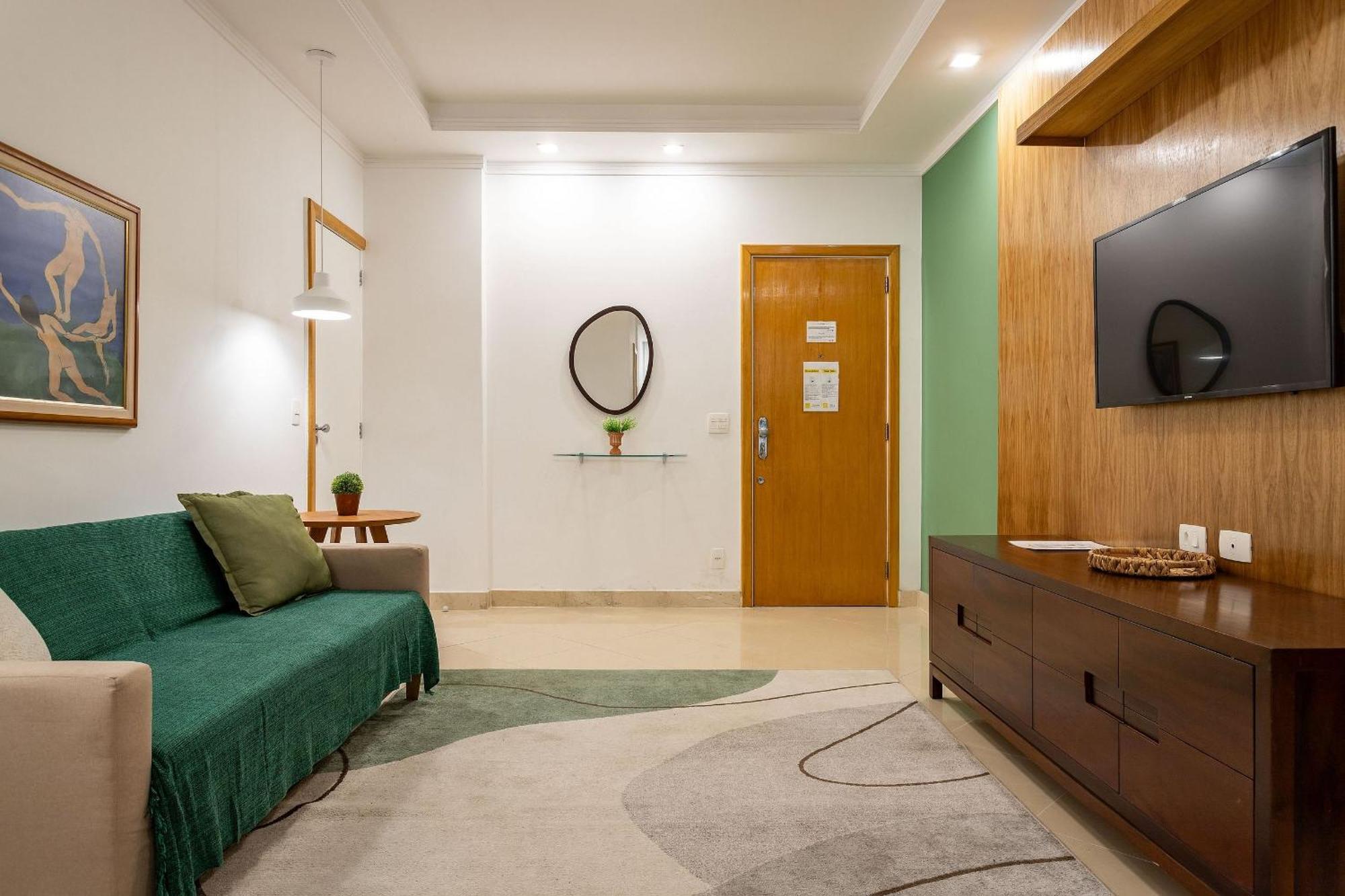 Novo. Vista Lateral A Praia, 2 Ou 3 Quartos, Wi Fi, Cozinha Completa E Ar. Apartamento *